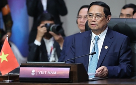 Gov’t chief attends ASEAN-UN Summit