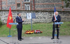 Memorial plaque honoring President Ho Chi Minh in Sainte-Adresse inaugurated