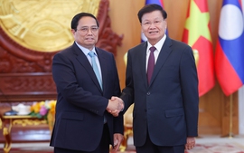 Prime Minister meets with top Lao leader