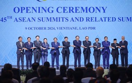 Prime Minister Pham Minh Chinh attends opening ceremony of ASEAN Summits in Laos