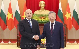 Party chief, Prime Minister meet Bulgarian President