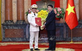 Deputy Minister of Public Security promoted to Senior Lieutenant General