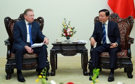 Viet Nam, Russia spur oil and gas cooperation