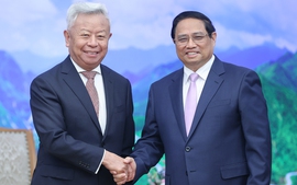 Prime Minister hosts AIIB President