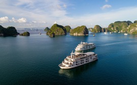 Cruising in Ha Long Bay among 25 world's most exciting experience