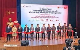 Viet Nam-Korea cooperation center for smart city and construction technology makes debut