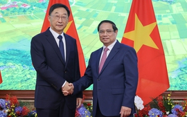 Prime Minister expects new breakthroughs in Viet Nam-China’s Guangxi cooperation