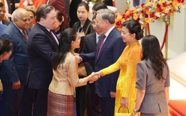 Top Vietnamese leader hosts National Day celebration