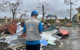 UNICEF delivers immediate relief to communities in Northern Viet Nam