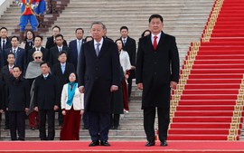 Photos: Mongolian President hosts official welcome ceremony for Vietnamese General Secretary