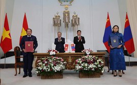 Viet Nam, Mongolia sign seven cooperation deals