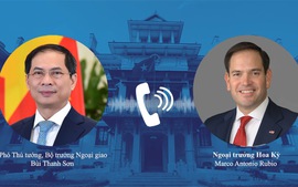 Deputy PM Bui Thanh Son holds phone conversation with U.S. Secretary of State