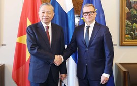 Party chief seeks Finland's support for removal of yellow  card warning against seafood exports