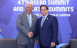 Prime Minister meets with European Council President on 47th ASEAN Summit sidelines
