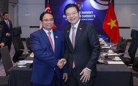 Vietnamese, Singaporean PMs convene second annual meeting in Kuala Lumpur