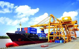 Trade volume exceeds US$680 bln in 9 months