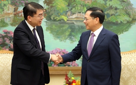 Deputy PM hosts Managing Director of Warburg Pincus