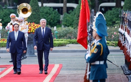 Official welcome ceremony for Kyrgyz Prime Minister