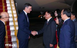 Spanish Prime Minister embarks on official visit to Viet Nam