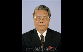 Venezuelan President extends sincere condolences over decease of former President Tran Duc Luong