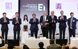 Prime Minister Pham Minh Chinh attends Viet Nam-France Business Forum in Paris