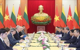 Viet Nam treasures relations with Lithuania: General Secretary To Lam