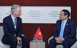 Prime Minister welcomes Siemens AG's participation in Viet Nam’s high-speed railway project