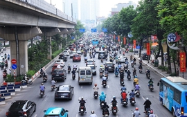 Ha Noi to ban fossil-fuel motorbikes in inner city from July 2026