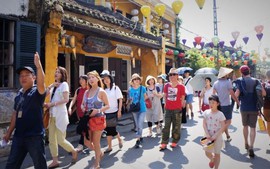 Foreign arrivals up 21% in first half