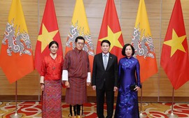 Vietnamese State President hosts banquet for Bhutanese King
