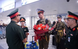 Russian soldiers arrive in Ha Noi for National Day parade