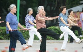 Viet Nam's life expectancy rises by 30 years in six decades