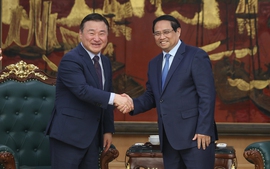 Samsung produces 2 billionth mobile phone in Viet Nam