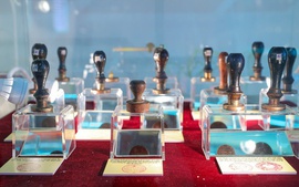 Seals of Vietnamese Government throughout different periods displayed for first time