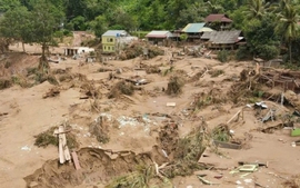 Additional emergency financial assistance for flood-stricken provinces