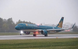 Flights between Viet Nam and Hong Kong suspended due to super typhoon Ragasa