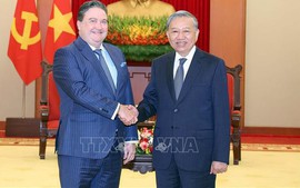 Party leader describes U.S. as partner of strategic importance