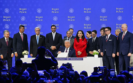 Vietnamese DPM attends signing ceremony of Gaza Board of Peace