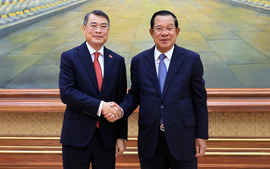 Prime Minister meets Cambodian People's Party, Senate leader Hun Sen