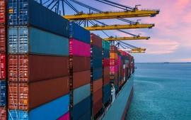 Trade surplus rebounds in September after nine months of deficit