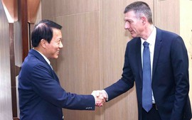 Amazon commits to developing high-quality human resources in Viet Nam