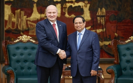 PM receives Russian Minister of Civil Defense, Emergencies and Disaster Relief