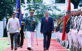General Secretary, President To Lam accorded official welcome ceremony in Philippines