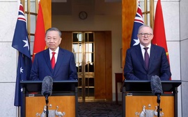 General Secretary, President To Lam, Prime Minister Anthony Albanese co-chair joint press briefing
