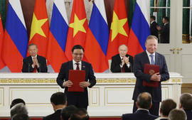 Viet Nam, Russia sign cooperation deals in Moscow