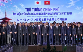 Prime Minister stresses importance of foreign-invested sector in Vietnamese economy