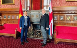 英国下议院议长林赛&#183;霍伊尔：越南是英国重要伙伴之一