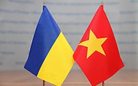 越南领导人致电乌克兰领导人 祝贺两国建交30周年