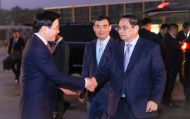 范明正总理启程对老挝进行正式访问