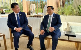 范明正总理会见蒙古国总统